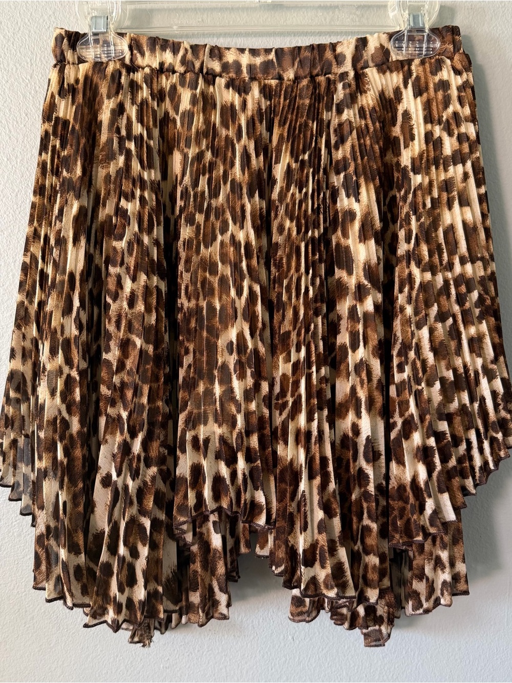 Pleated Leopard Print Mini Skirt with Handkerchief Hem in Brown Cream Size L